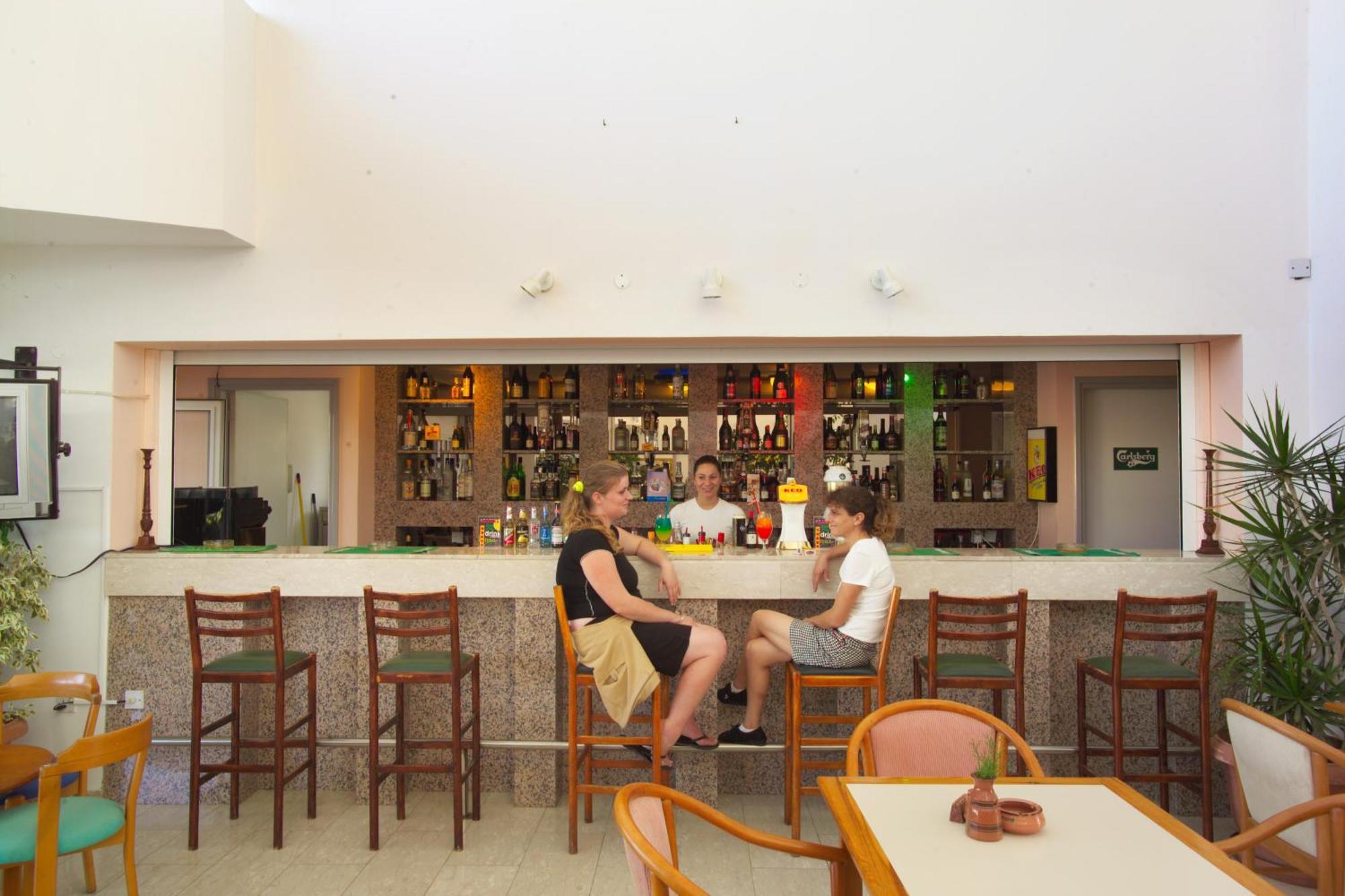 Pola Costa Beach Hotel Apts - Adults Only Protaras Extérieur photo